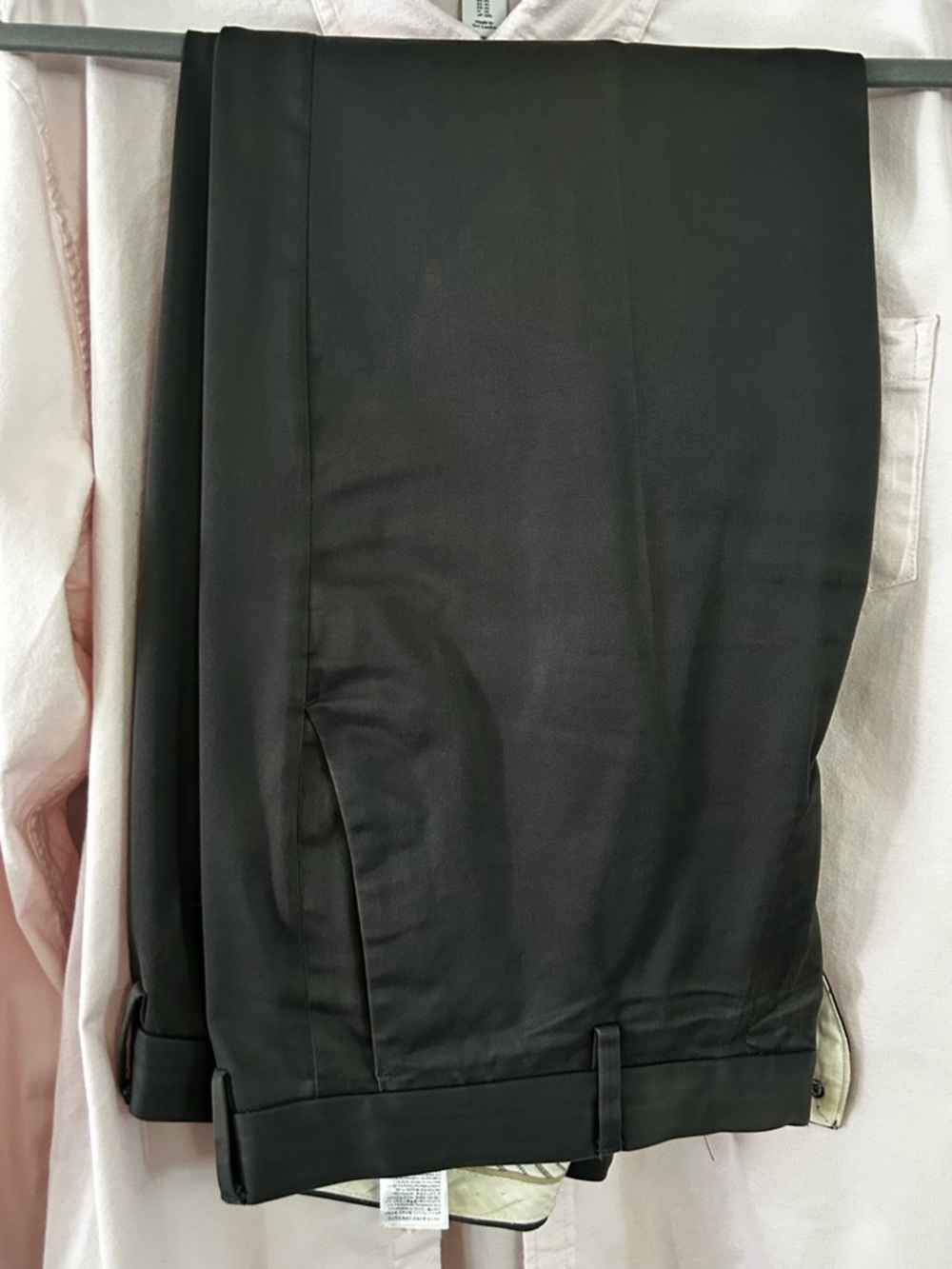 Banana Republic Black Men's Dress Pants - Sleek Flat-Front